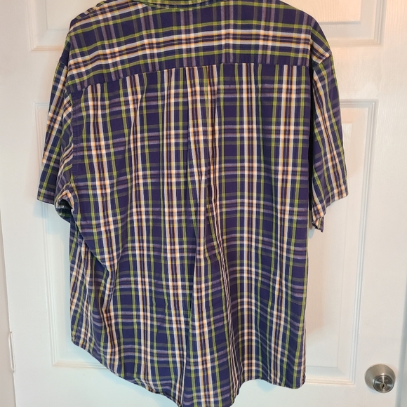 St. John's Bay Men's Classic Short Sleeve Button Down Shirt,  Size: XL - Picture 9 of 11